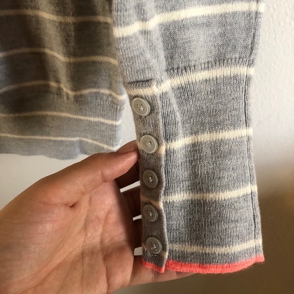 Gap Women’s Striped Sweater - Picture 4 of 5